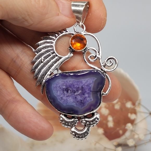 Beautiful Purple Agate StoneSilver Pendant - Picture 2 of 6